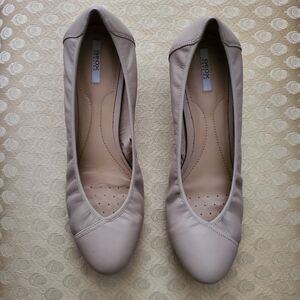 Geox Respira Nude Leather Wedge Shoes, SZ 9.5